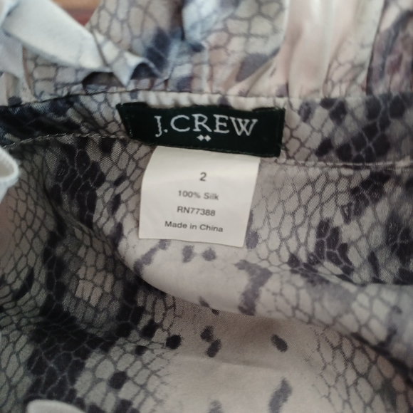 J. Crew 100% Silk sleeveless button down blouse - Picture 5 of 5